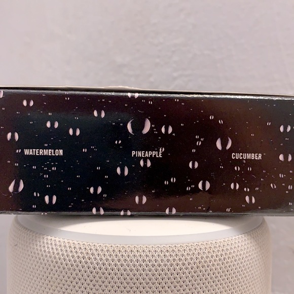 ***SOLD*** FREE w/ Purchase M.A.C. TRAVEL EXCLUSIVE SETTING SPRAY - Picture 2 of 2